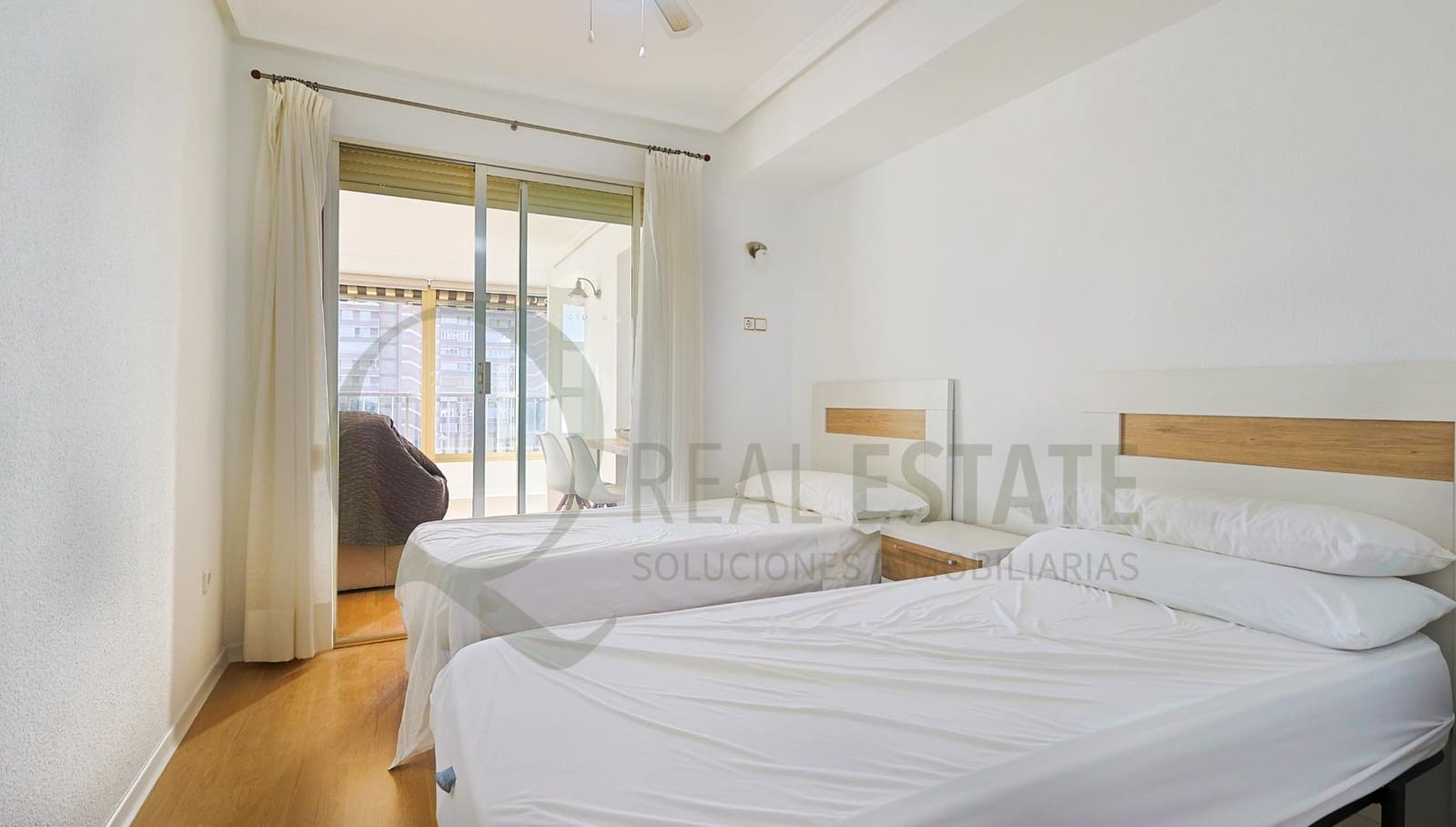 3 soveværelse Lejlighed til salg i Playa de San Juan med swimmingpool garage - € 598.000 (Ref: 9619261)