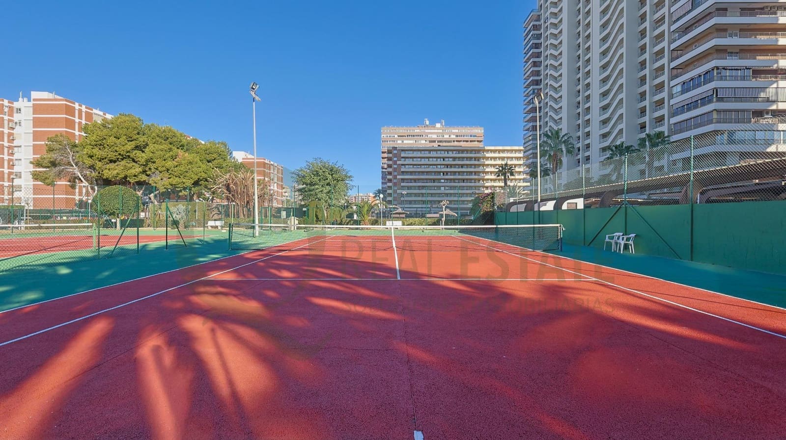 3 soveværelse Lejlighed til salg i Playa de San Juan med swimmingpool garage - € 598.000 (Ref: 9619261)