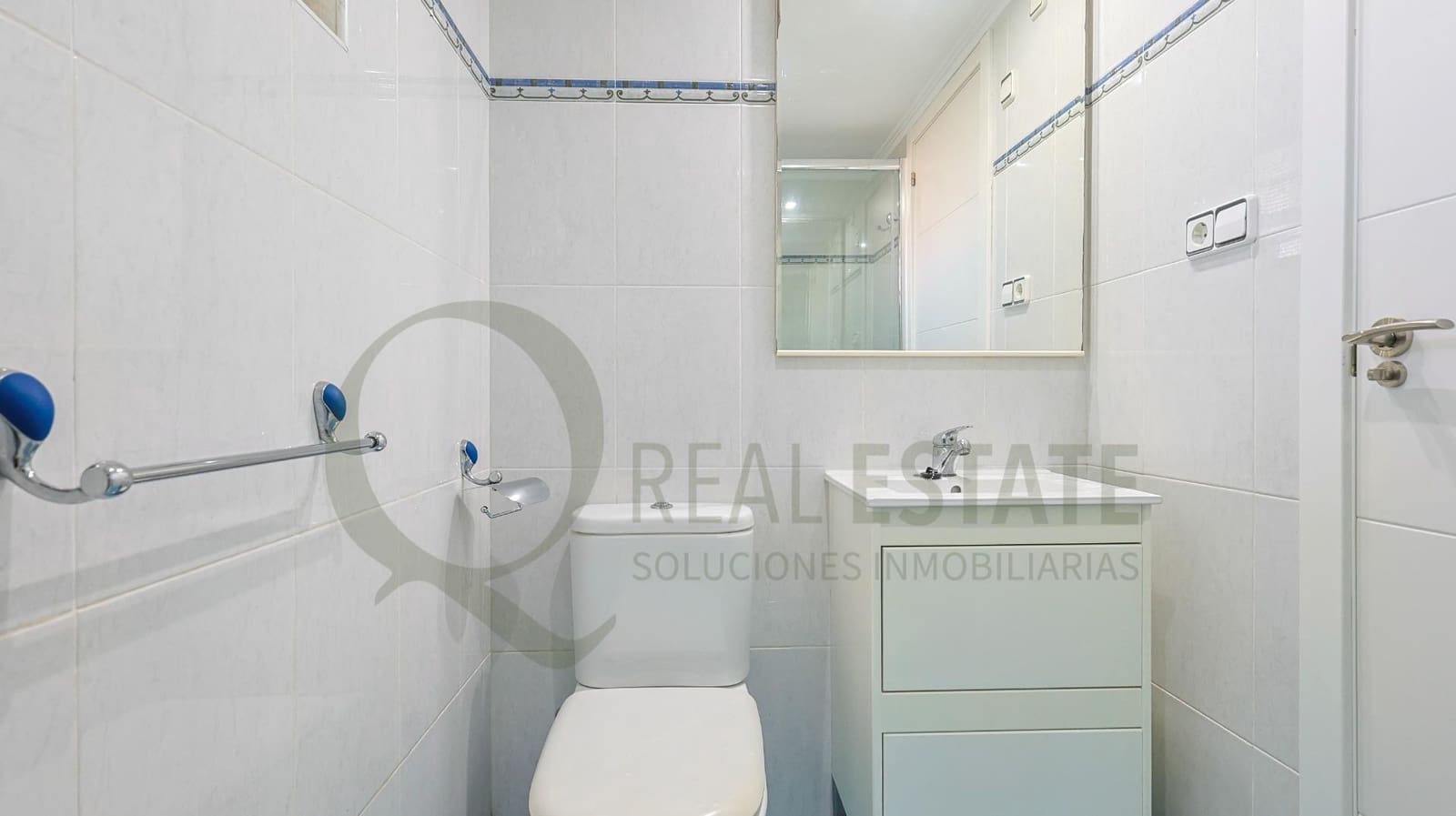 3 bedroom Flat for sale in Playa de San Juan with pool garage - € 598,000 (Ref: 9619261)