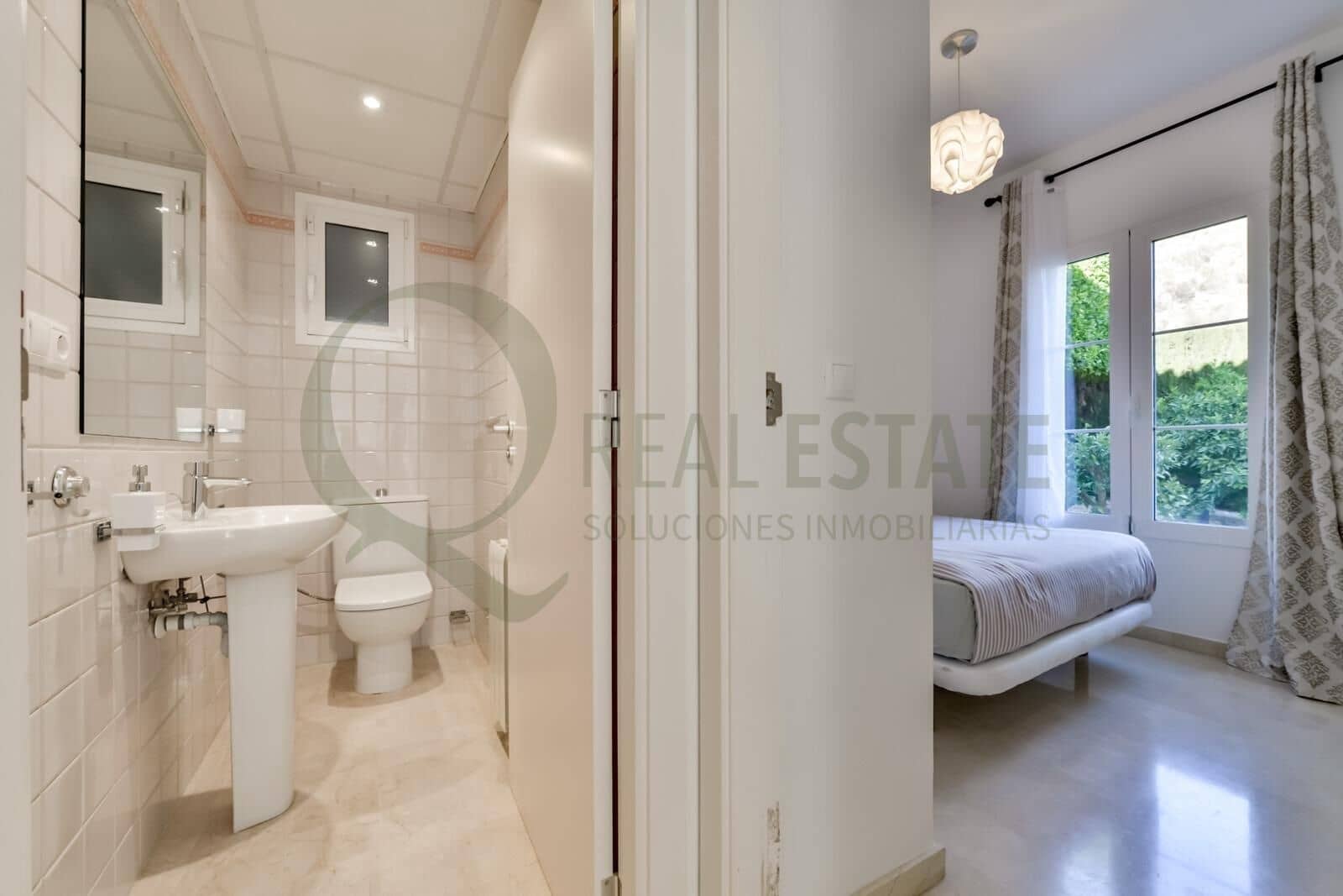 4 slaapkamer Villa te koop in Finestrat met zwembad garage - € 950.000 (Ref: 9619262)