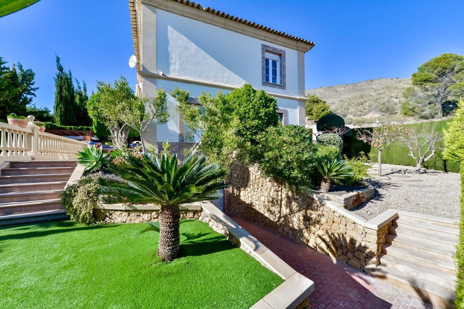 4 slaapkamer Villa te koop in Finestrat met zwembad garage - € 950.000 (Ref: 9619262)