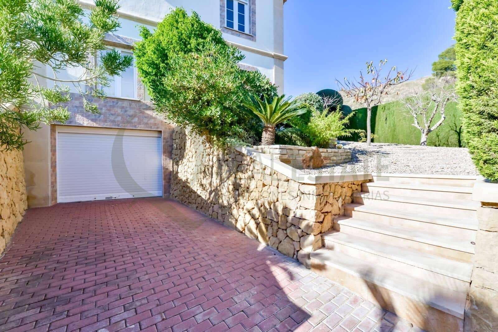 4 slaapkamer Villa te koop in Finestrat met zwembad garage - € 950.000 (Ref: 9619262)