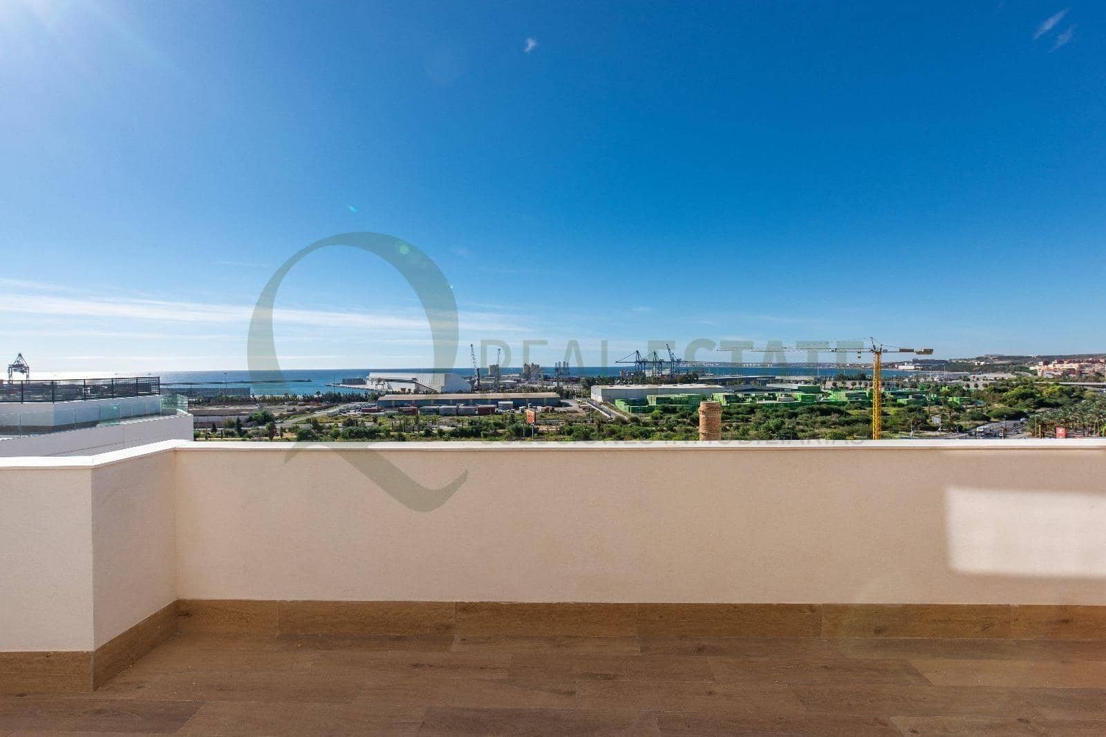 3 bedroom Flat for sale in Alicante / Alacant city with pool garage - € 499,000 (Ref: 9619263)