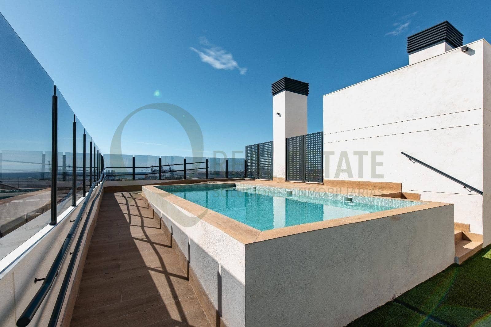 3 bedroom Flat for sale in Alicante / Alacant city with pool garage - € 499,000 (Ref: 9619263)