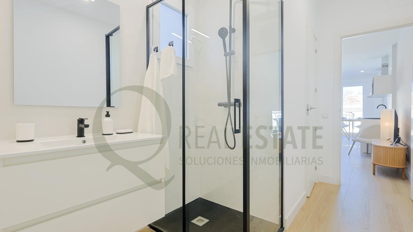 9 Zimmer Hotel zu verkaufen in Alicante / Alacant Stadt - 2.380.000 € (Ref: 9619264)