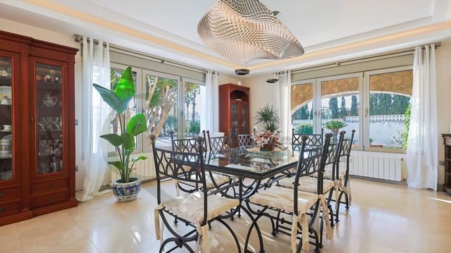 5 camera da letto Villa in vendita in San Vicente / Sant Vicent del Raspeig con piscina garage - 1.680.000 € (Rif: 9619265)