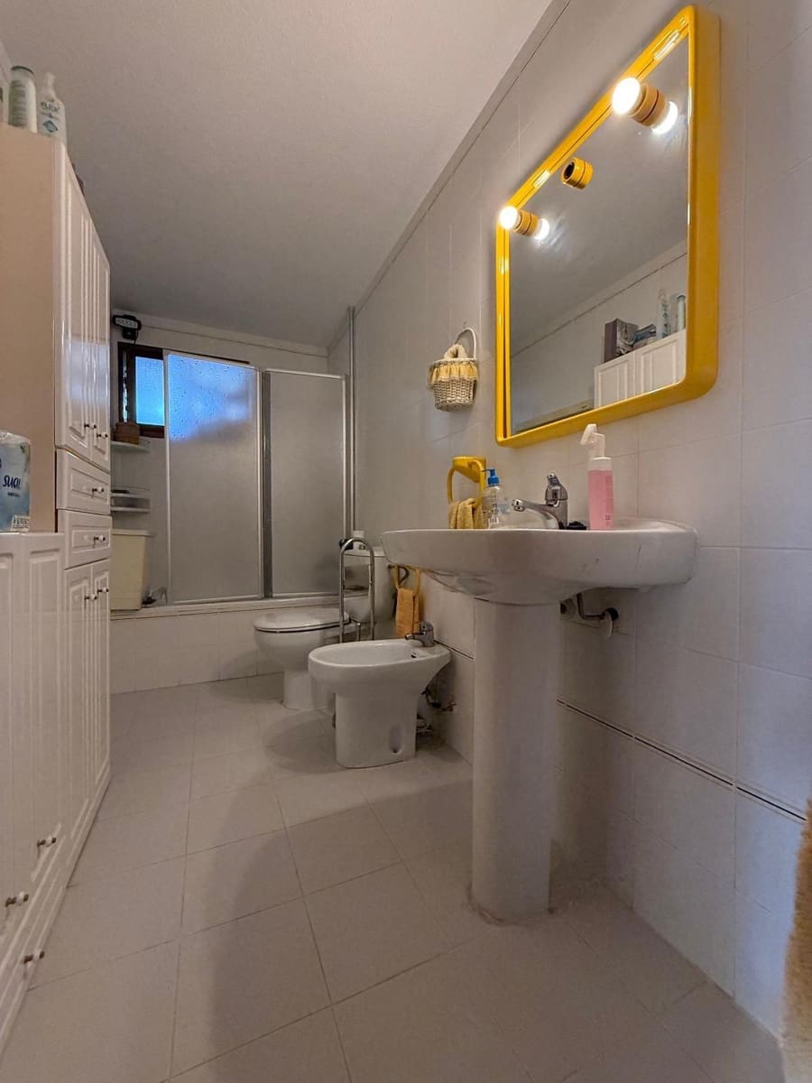 3 soverom Leilighet til salgs i Playa de San Juan med garasje - € 569 000 (Ref: 9619268)