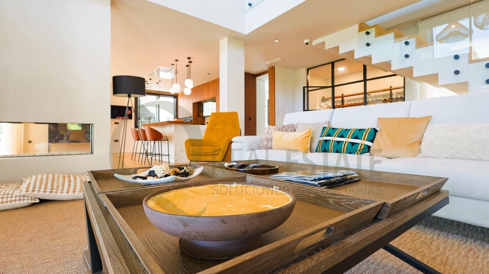 4 slaapkamer Villa te koop in Alicante stad met zwembad - € 2.640.000 (Ref: 9619269)