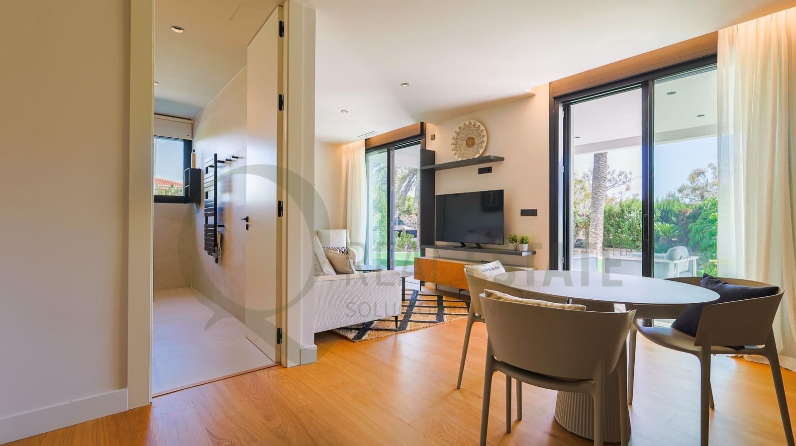 4 slaapkamer Villa te koop in Alicante stad met zwembad - € 2.640.000 (Ref: 9619269)