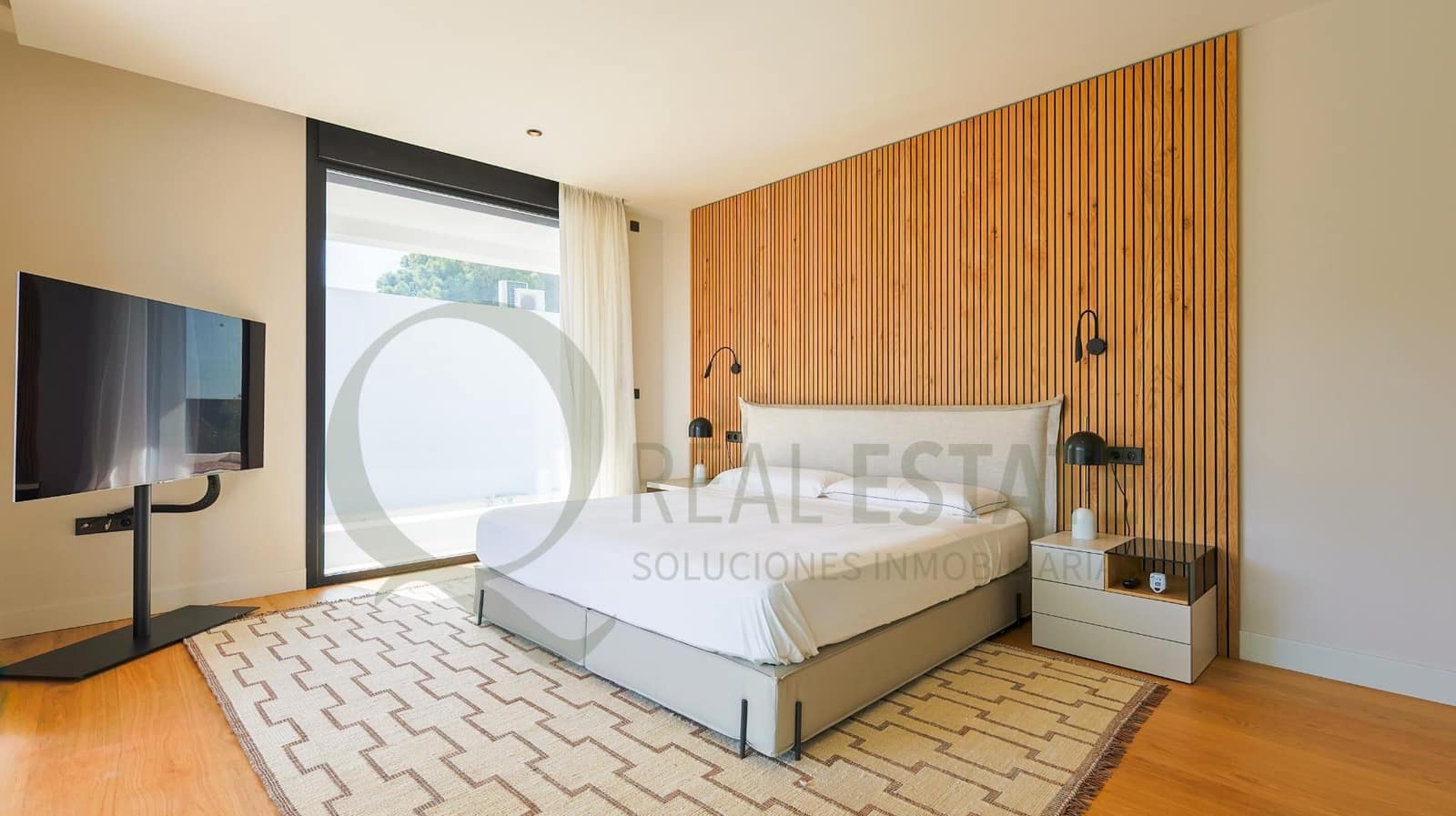 4 slaapkamer Villa te koop in Alicante stad met zwembad - € 2.640.000 (Ref: 9619269)