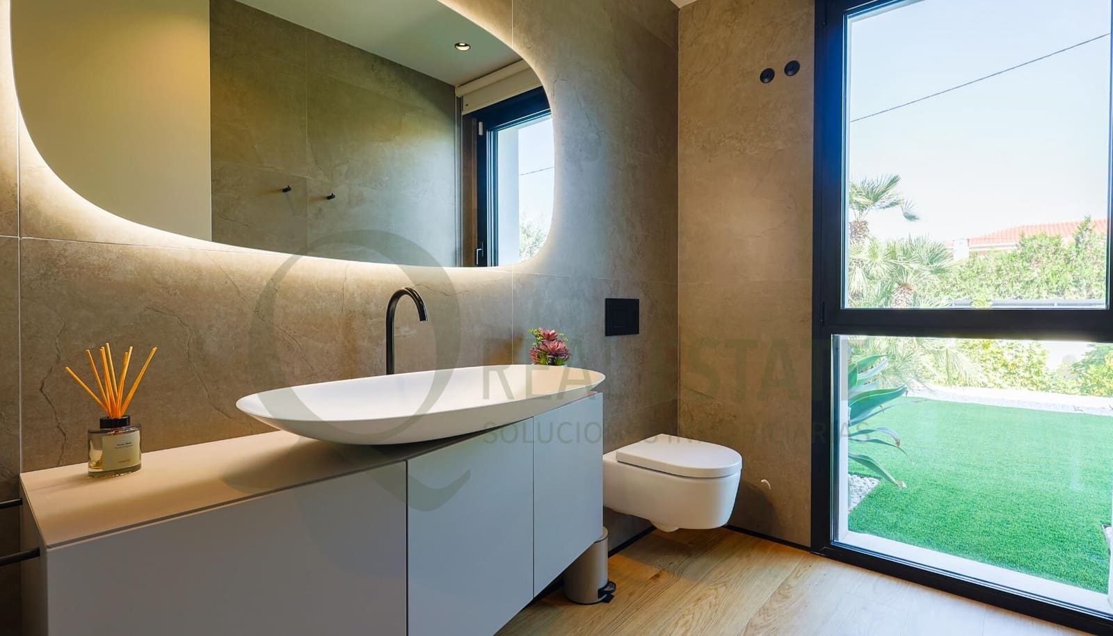 4 slaapkamer Villa te koop in Alicante stad met zwembad - € 2.640.000 (Ref: 9619269)