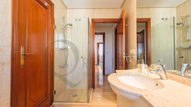 7 sovrum Takvåning att hyra i Cabo de las Huertas, Alicante stad med pool garage - 5 000 € (Ref: 9625690)