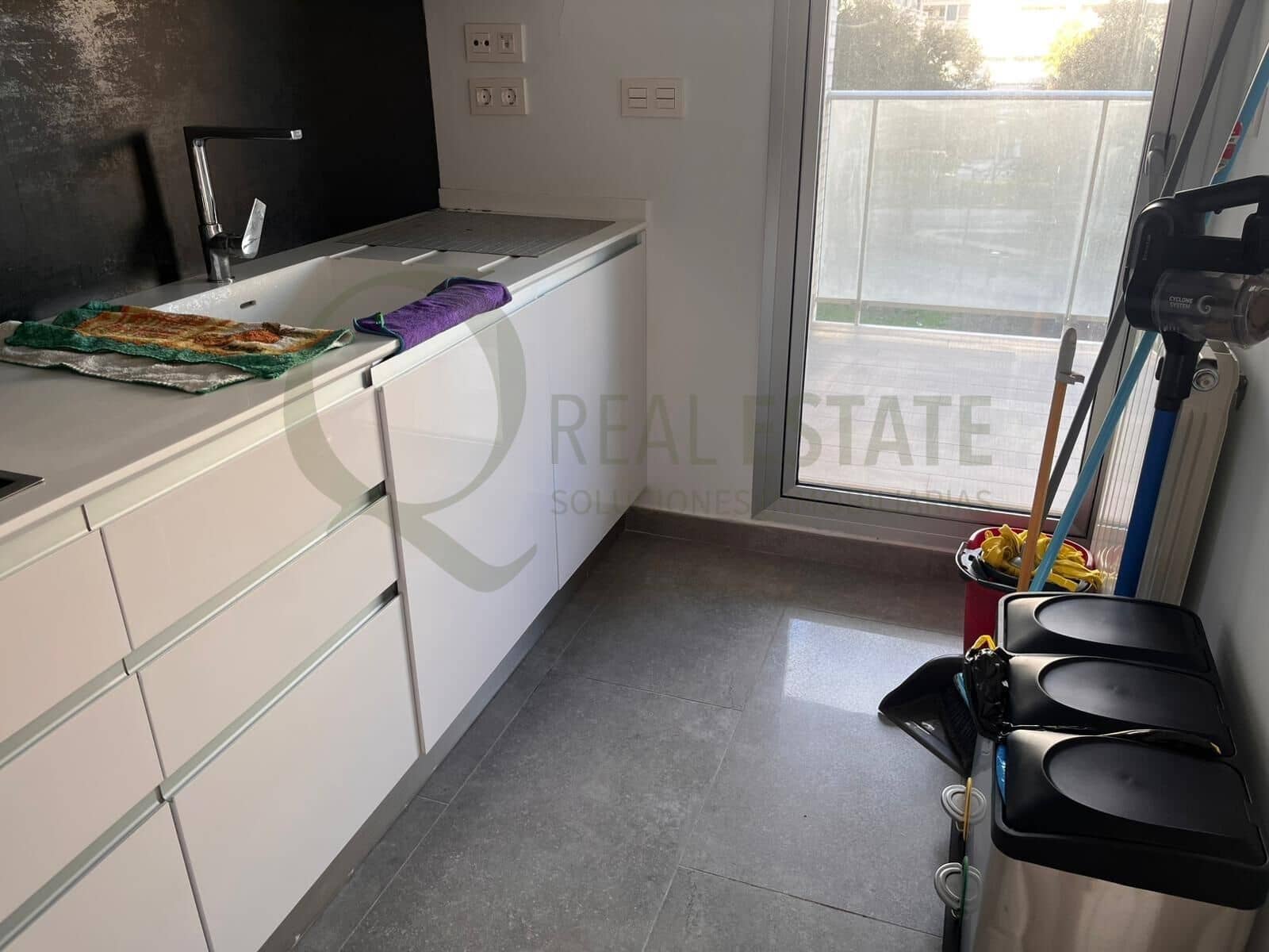 3 sypialnia Mieszkanie do wynajęcia w Playa de San Juan z basenem garażem - 2 000 € (Ref: 9625691)