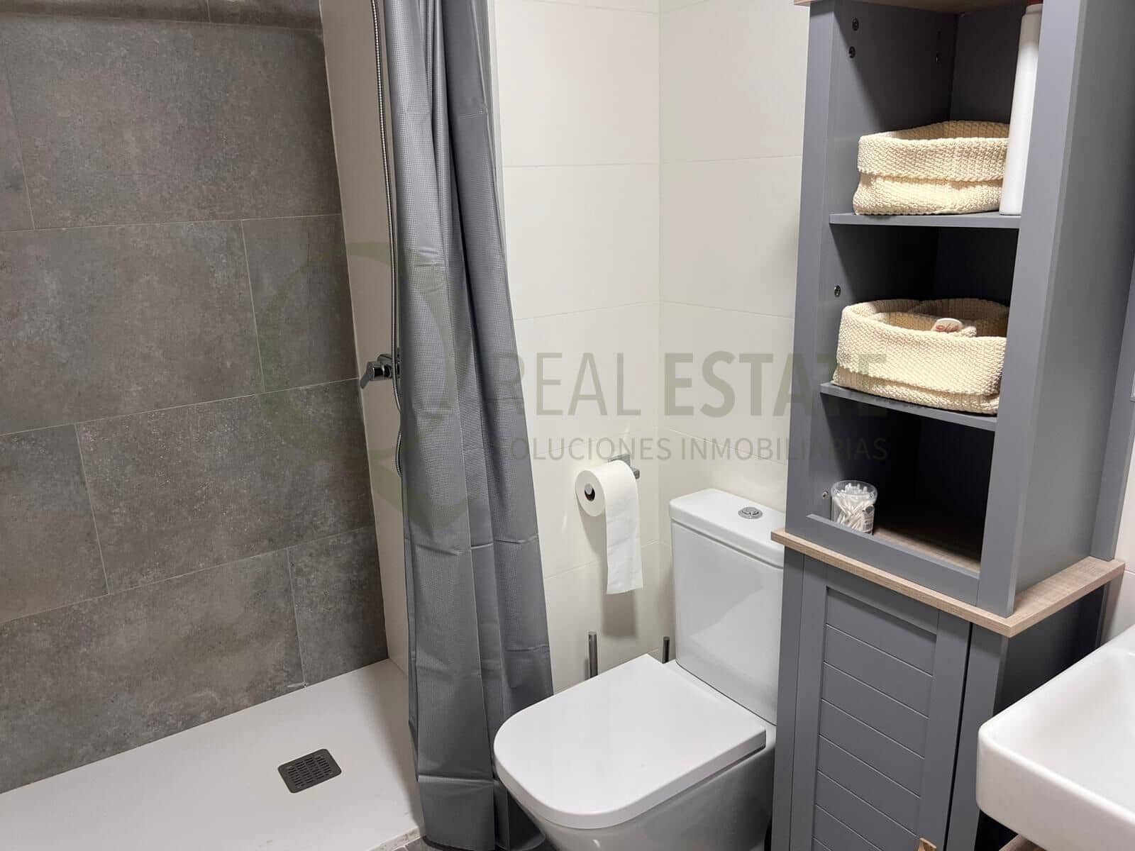 3 sypialnia Mieszkanie do wynajęcia w Playa de San Juan z basenem garażem - 2 000 € (Ref: 9625691)