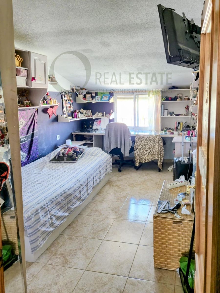 6 makuuhuone Bungalow myytävänä paikassa Muchamiel / Mutxamel mukana uima-altaan 
autotalli - 354 900 € (Ref: 9637629)