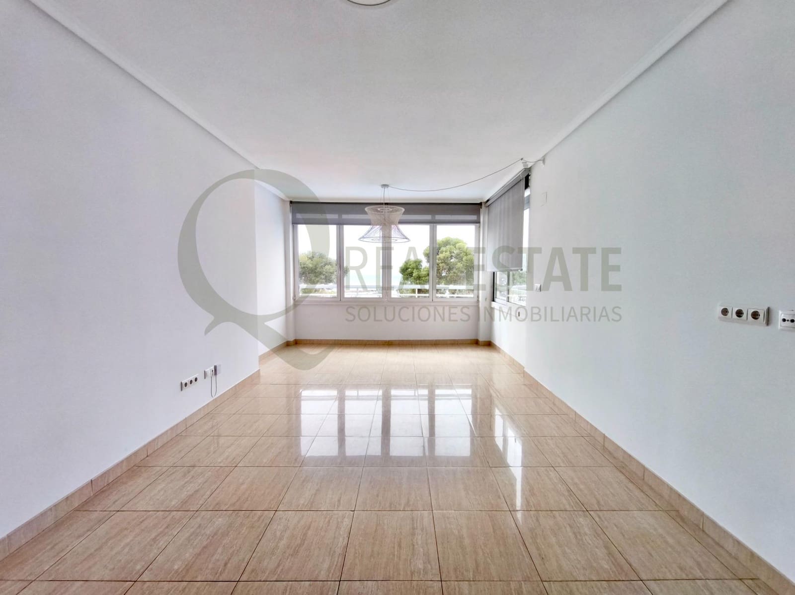 2 sovrum Lägenhet att hyra i Playa de San Juan med pool garage - 1 350 € (Ref: 9645051)