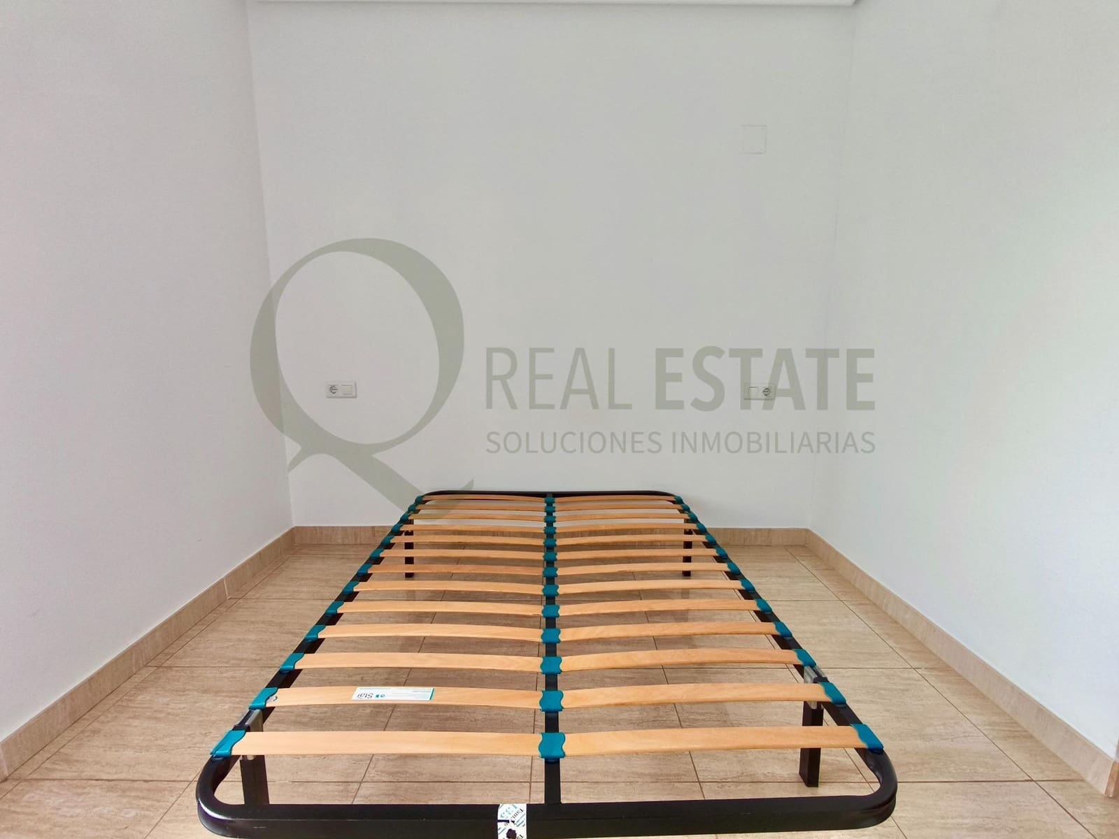 2 sovrum Lägenhet att hyra i Playa de San Juan med pool garage - 1 350 € (Ref: 9645051)