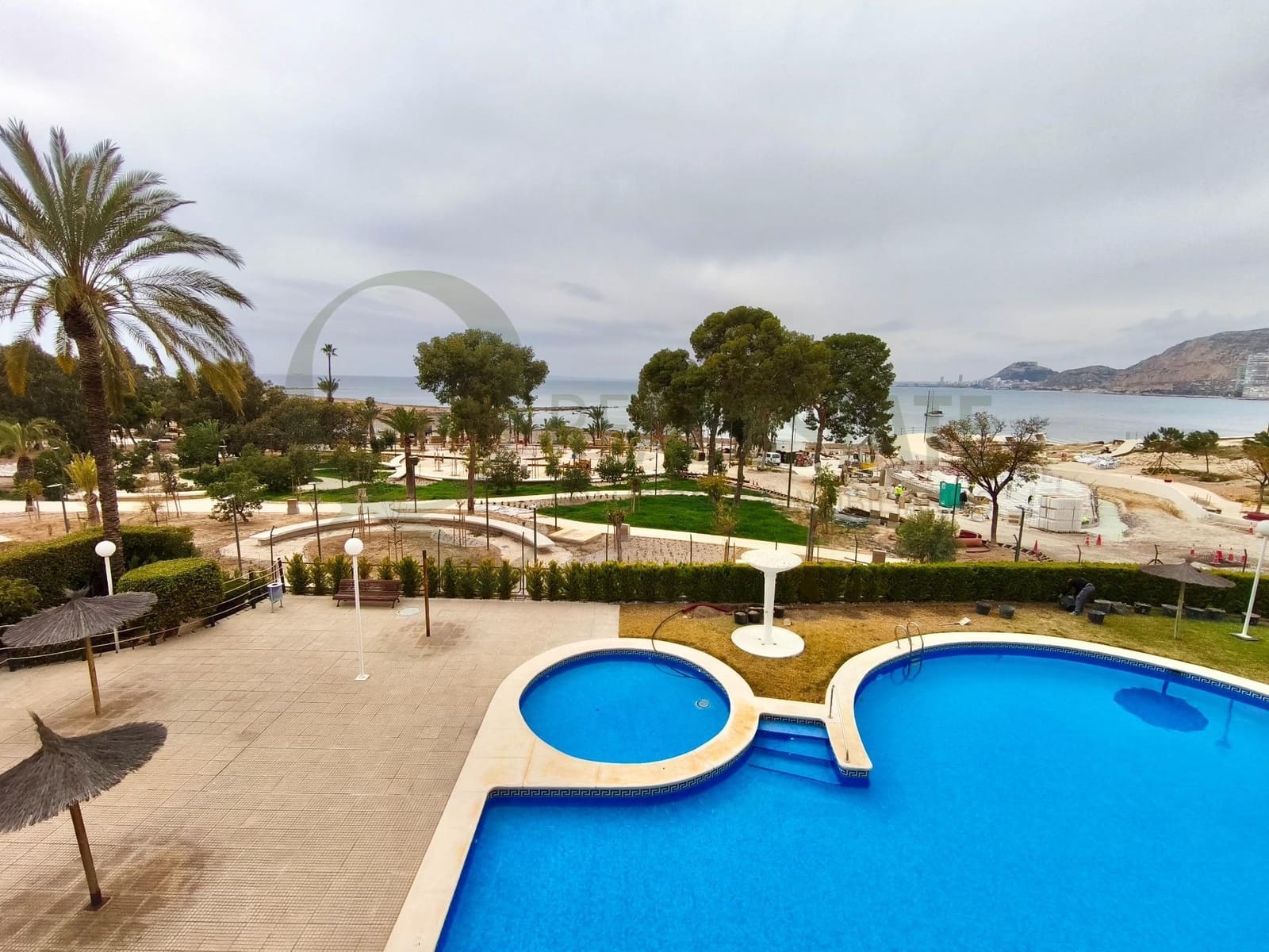 2 sovrum Lägenhet att hyra i Playa de San Juan med pool garage - 1 350 € (Ref: 9645051)