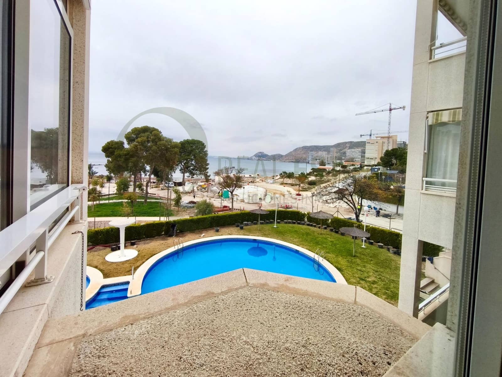 2 sovrum Lägenhet att hyra i Playa de San Juan med pool garage - 1 350 € (Ref: 9645051)