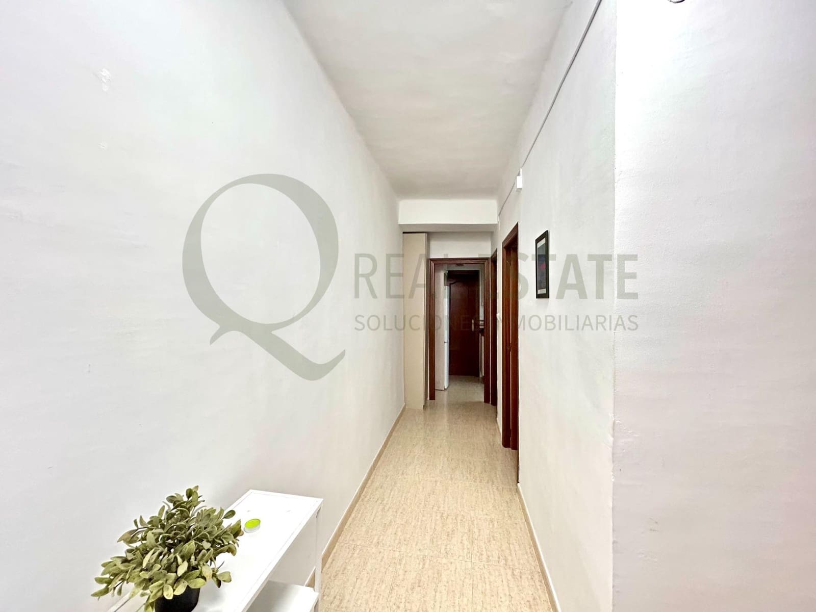 Appartement de 2 chambres à louer à Alicante ville - 1 150 € (Ref: 9645052)