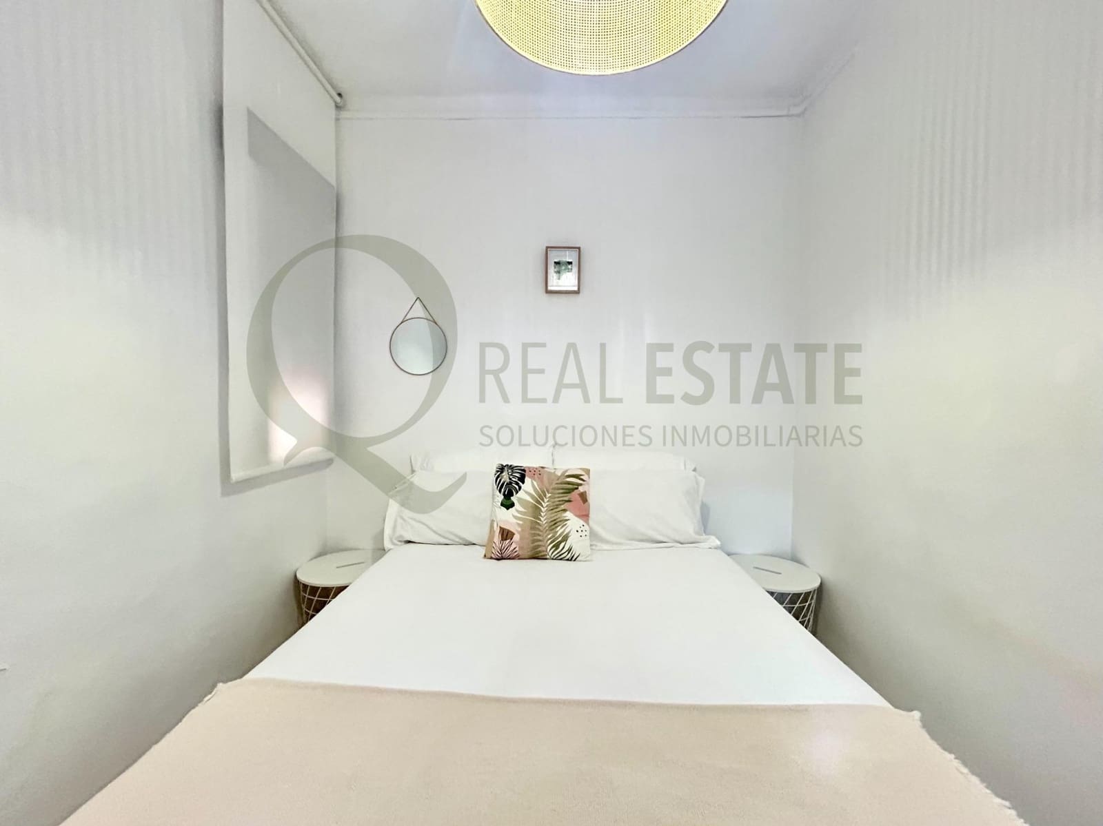 Appartement de 2 chambres à louer à Alicante ville - 1 150 € (Ref: 9645052)