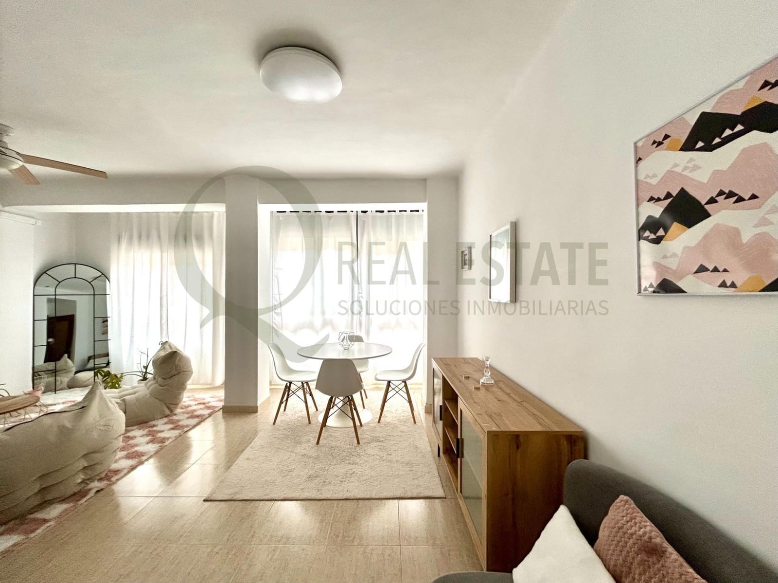 Appartement de 2 chambres à louer à Alicante ville - 1 150 € (Ref: 9645052)