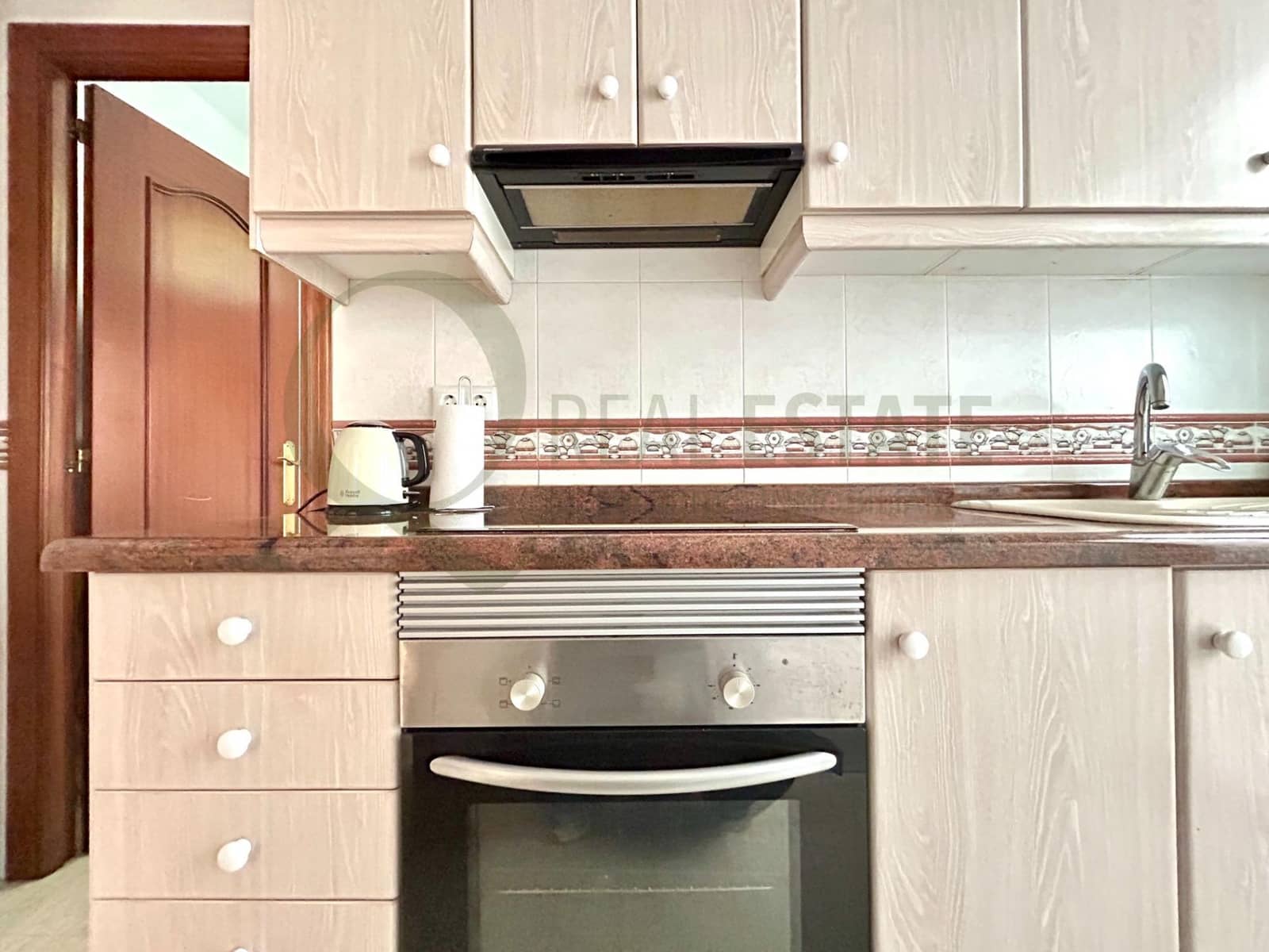 Appartement de 2 chambres à louer à Alicante ville - 1 150 € (Ref: 9645052)