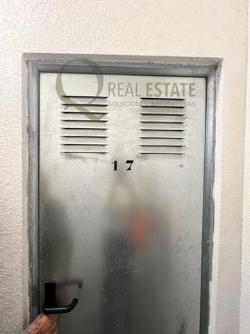 Garage till salu i Playa de San Juan, Alicante stad - 35 000 € (Ref: 9645053)