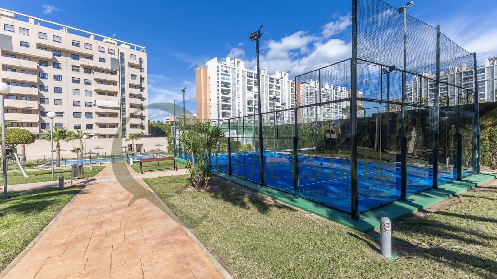 Garage til salg i Playa de San Juan - € 35.000 (Ref: 9645053)