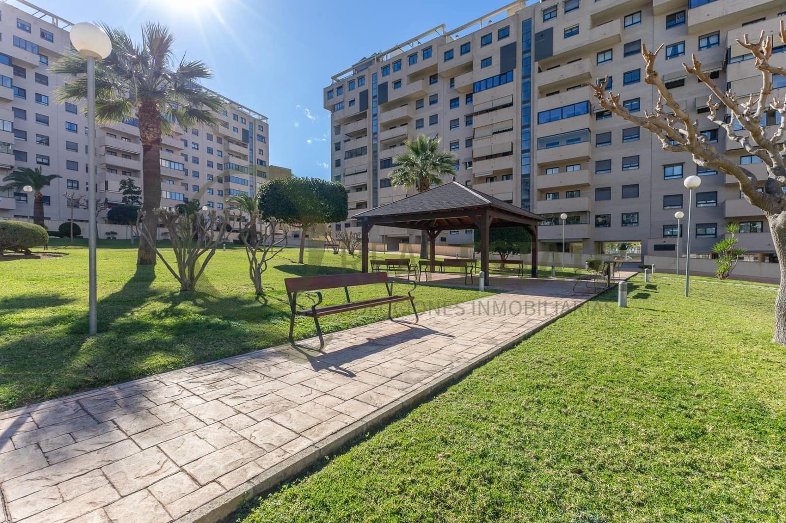 Garage til salg i Playa de San Juan - € 35.000 (Ref: 9645053)