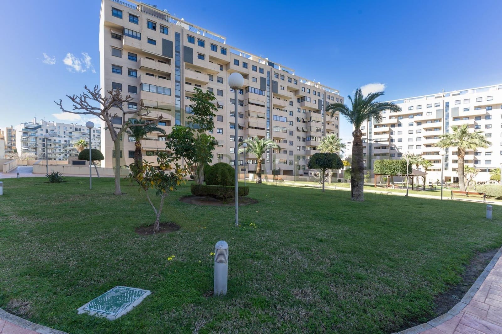 Garage til salg i Playa de San Juan - € 35.000 (Ref: 9645053)