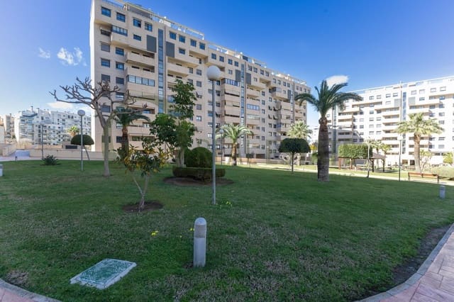 Garage till salu i Playa de San Juan, Alicante stad - 35 000 € (Ref: 9645053)