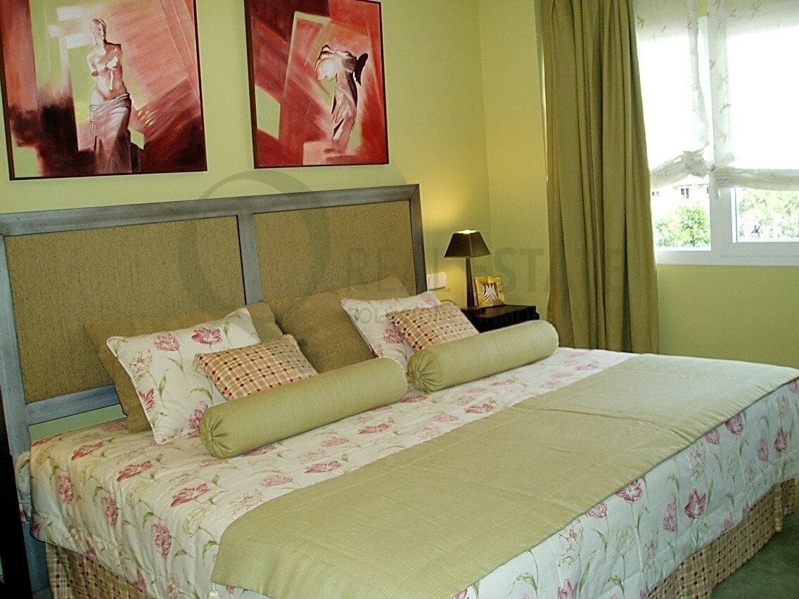 4 Zimmer Villa zu vermieten in Alicante / Alacant Stadt mit Pool Garage - 3.500 € (Ref: 9652034)