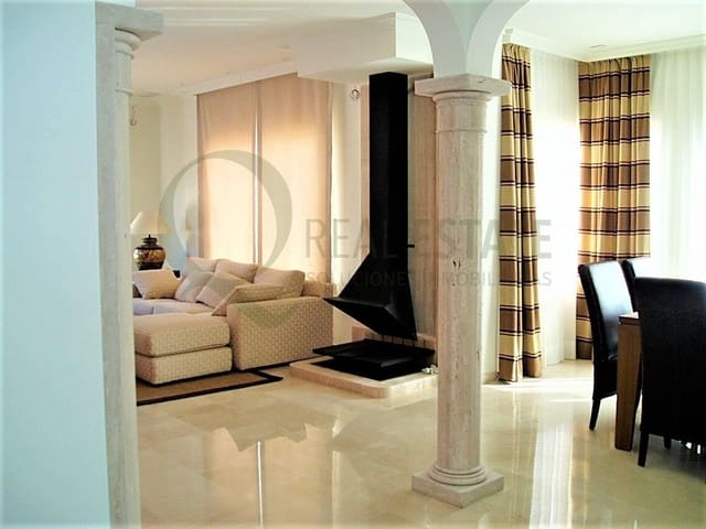 4 Zimmer Villa zu vermieten in Alicante Golf, Alicante / Alacant Stadt mit Pool Garage - 3.500 € (Ref: 9652034)