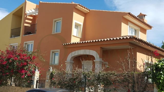 4 Zimmer Villa zu vermieten in Alicante Golf, Alicante / Alacant Stadt mit Pool Garage - 3.500 € (Ref: 9652034)