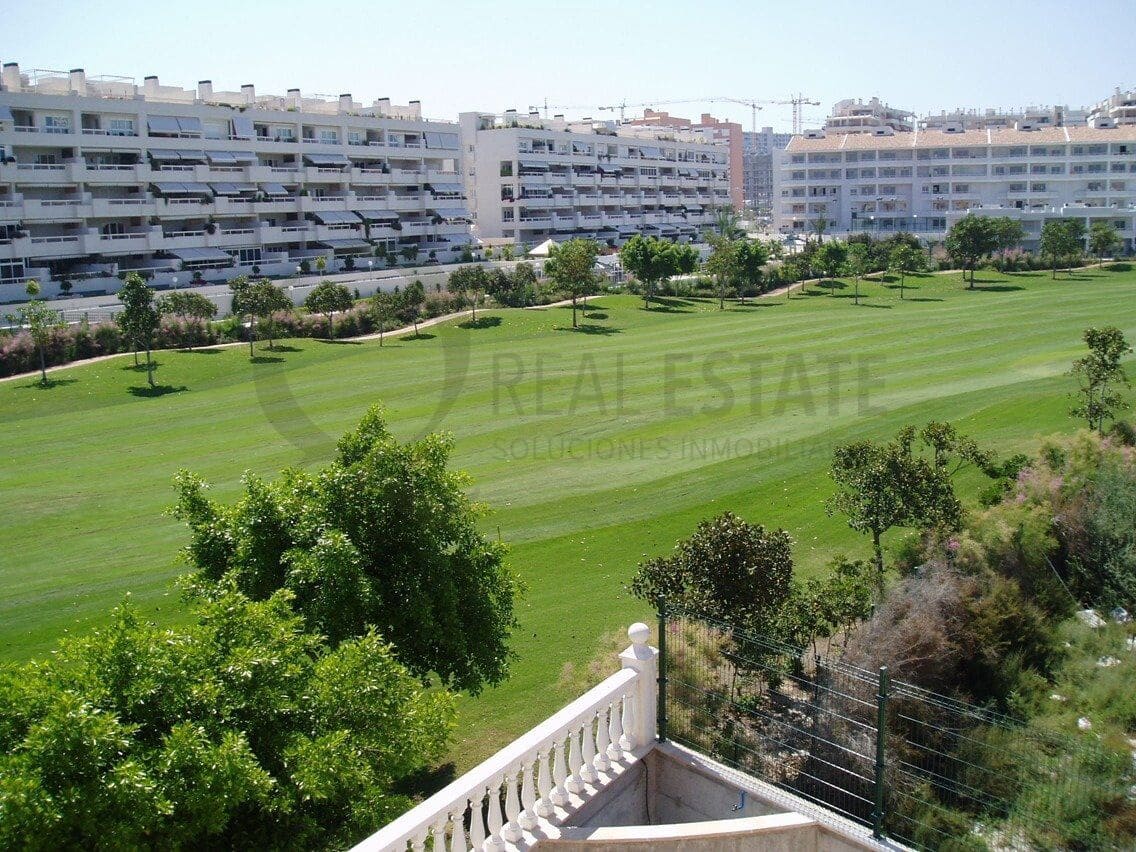 4 Zimmer Villa zu vermieten in Alicante / Alacant Stadt mit Pool Garage - 3.500 € (Ref: 9652034)