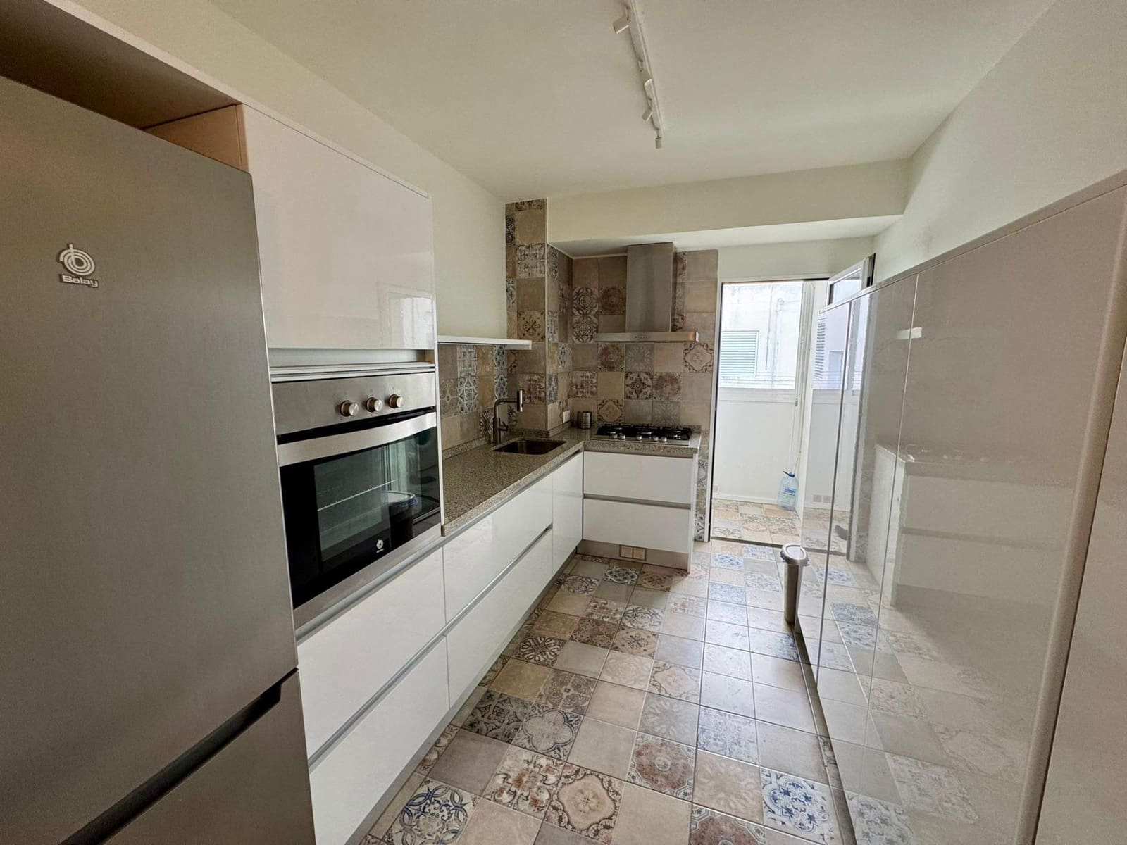 3 camera da letto Attico da affittare in Alicante citta con garage - 1.400 € (Rif: 9652035)