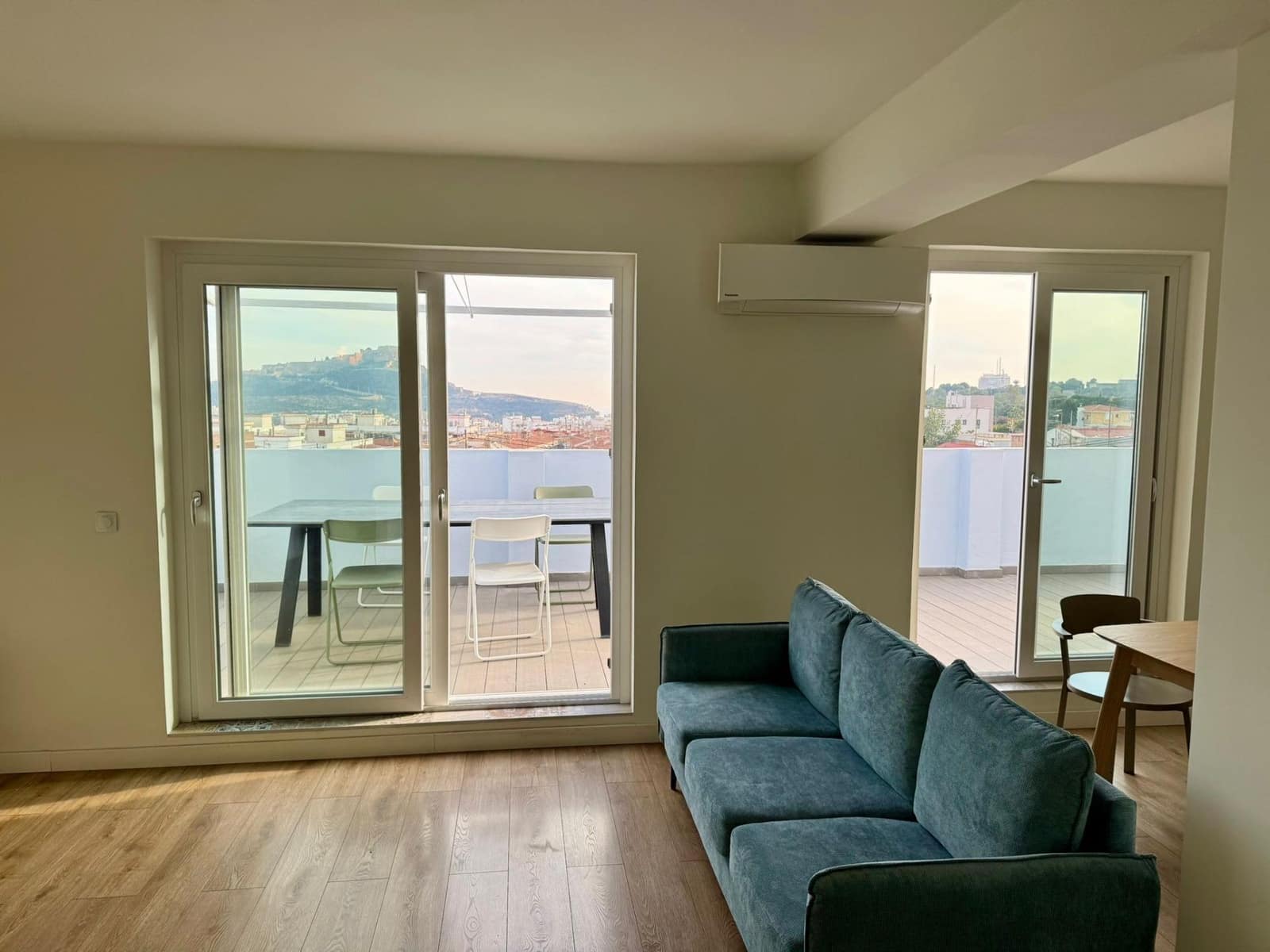 3 camera da letto Attico da affittare in Alicante citta con garage - 1.400 € (Rif: 9652035)