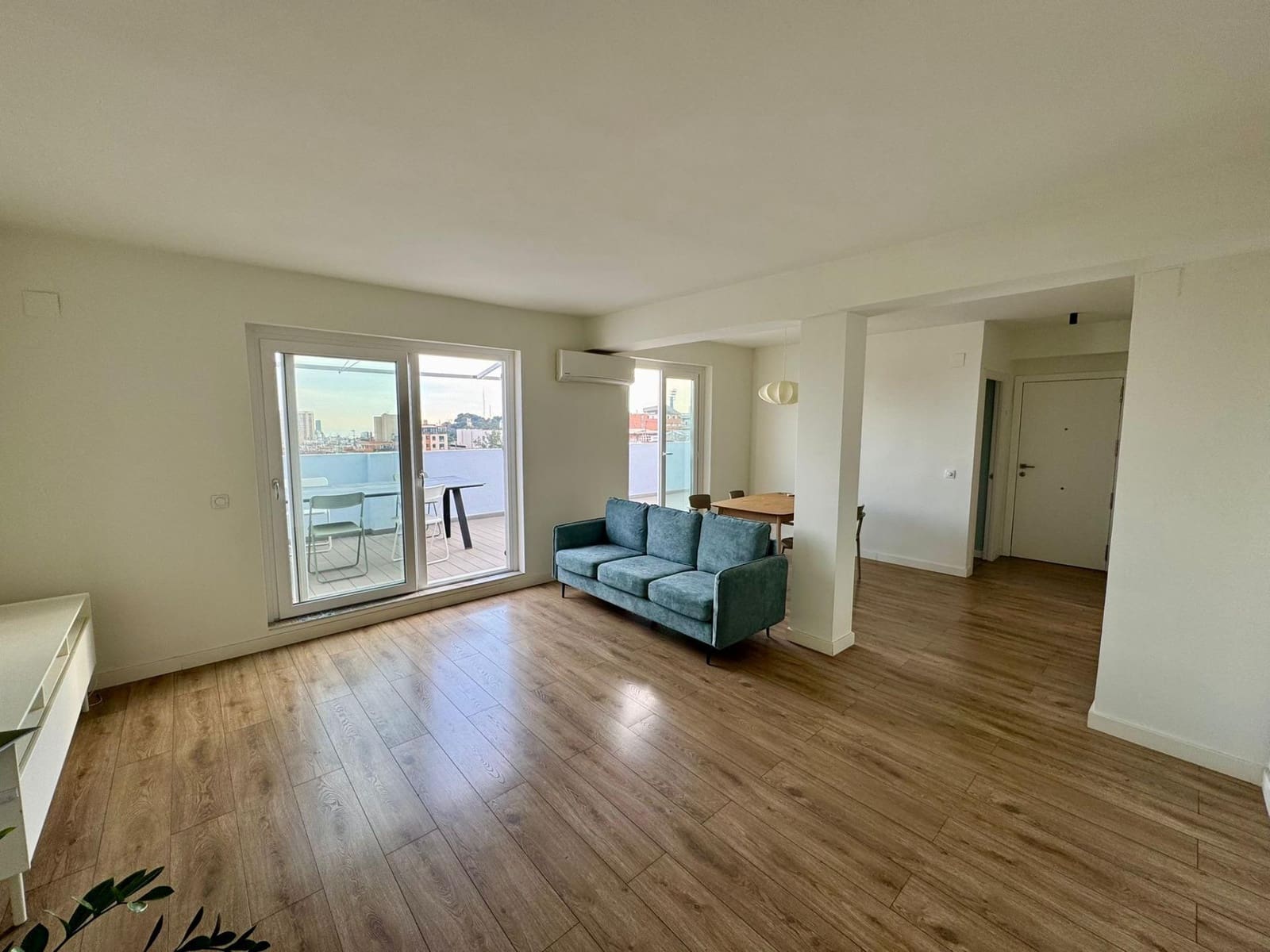 3 camera da letto Attico da affittare in Alicante citta con garage - 1.400 € (Rif: 9652035)