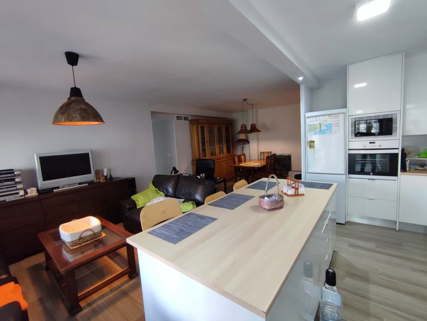 3 bedroom Flat for sale in Alicante / Alacant city - € 275,000 (Ref: 9652037)