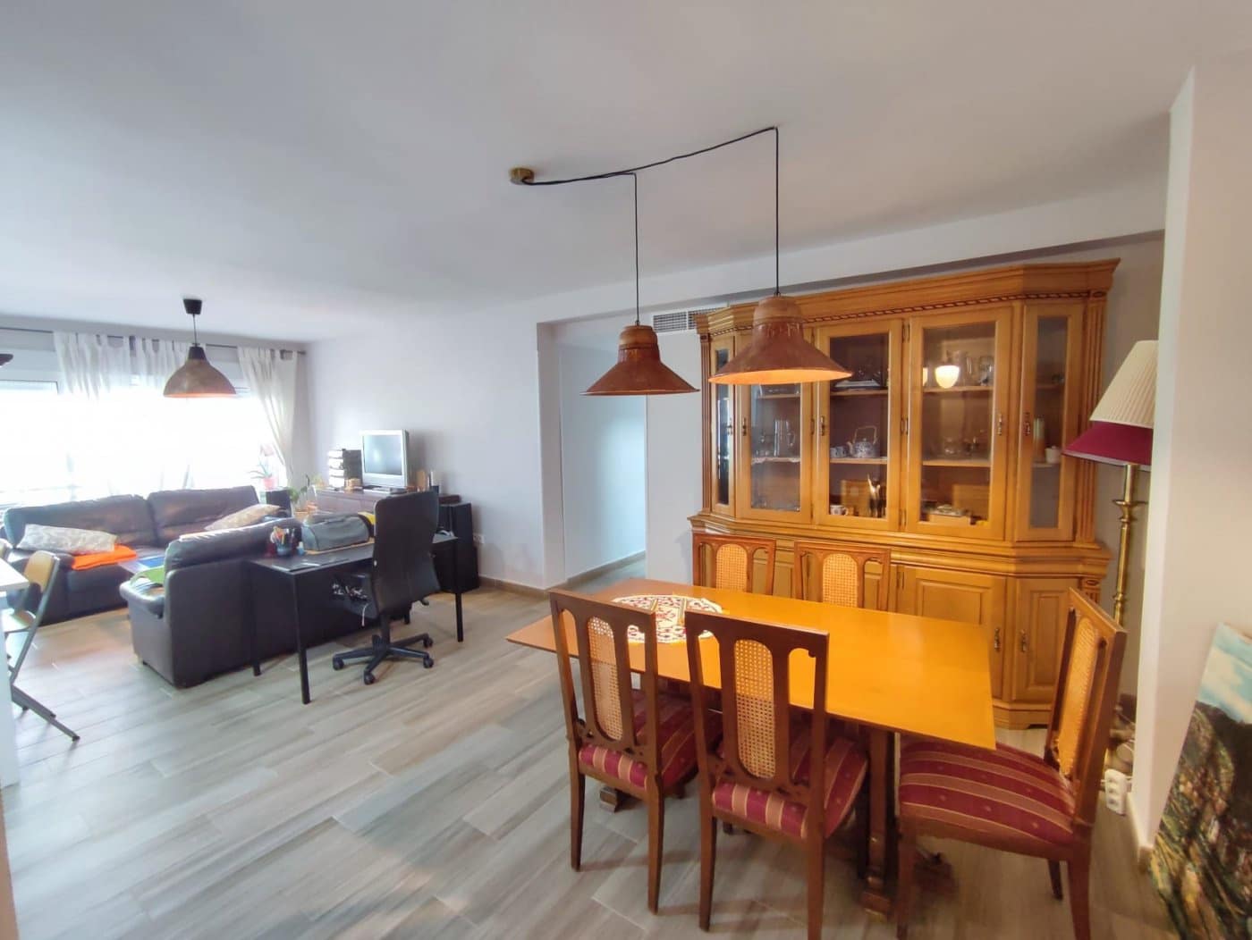 3 bedroom Flat for sale in Alicante / Alacant city - € 275,000 (Ref: 9652037)