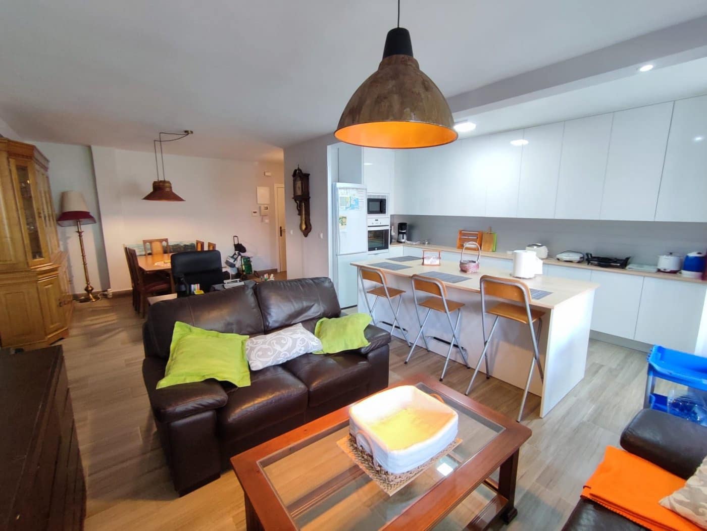 3 bedroom Flat for sale in Alicante / Alacant city - € 275,000 (Ref: 9652037)