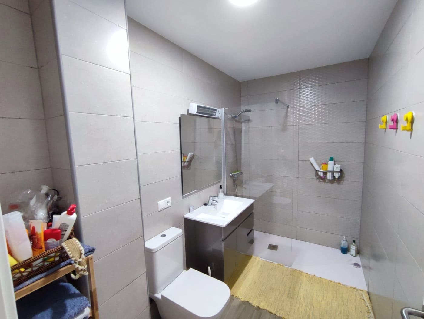 3 bedroom Flat for sale in Alicante / Alacant city - € 275,000 (Ref: 9652037)