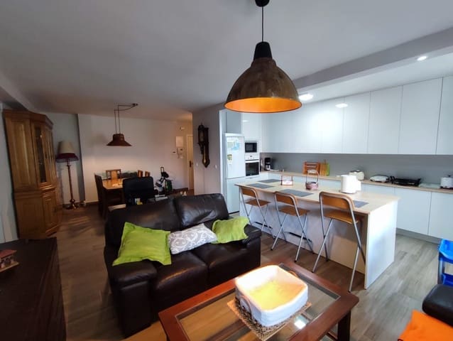3 bedroom Flat for sale in Benalúa, Alicante / Alacant city - € 275,000 (Ref: 9652037)