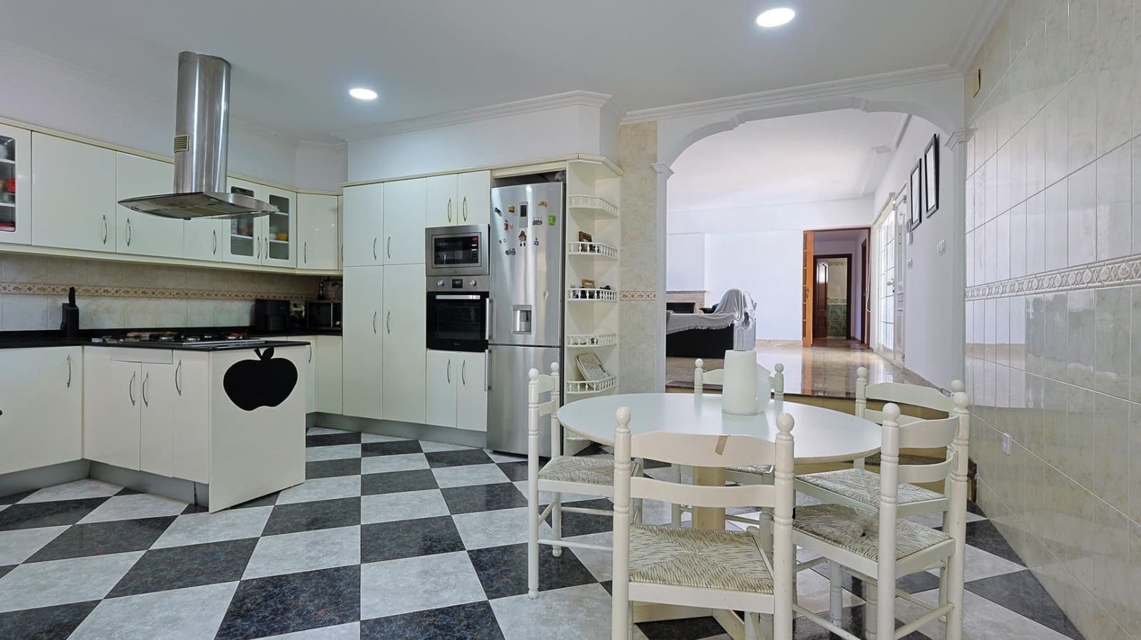 4 slaapkamer Villa te koop in Muchamiel / Mutxamel met zwembad garage - € 600.000 (Ref: 9652038)