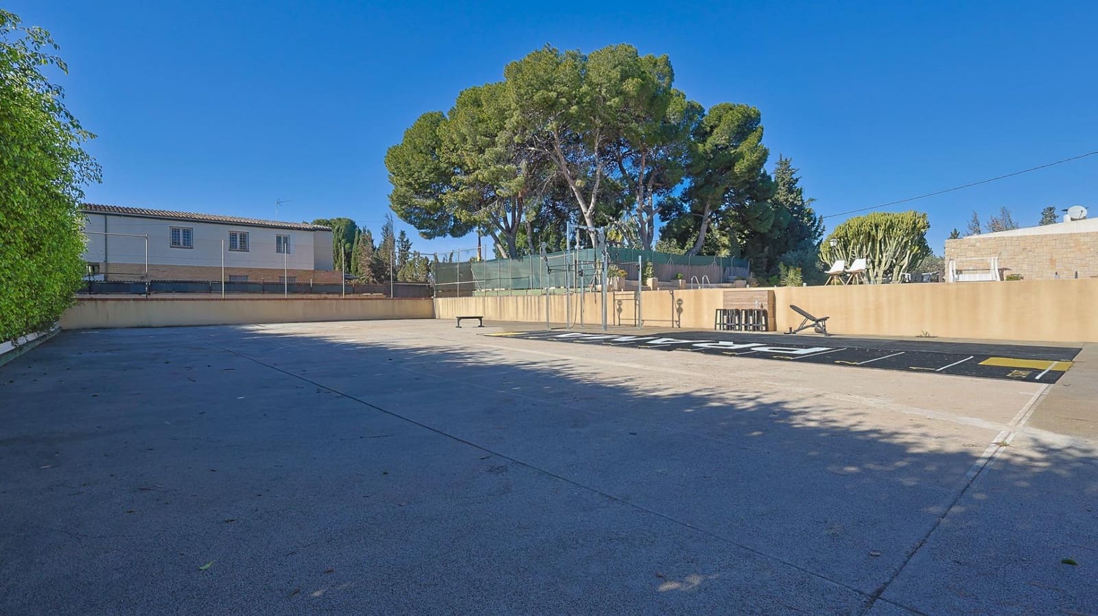 4 slaapkamer Villa te koop in Muchamiel / Mutxamel met zwembad garage - € 600.000 (Ref: 9652038)