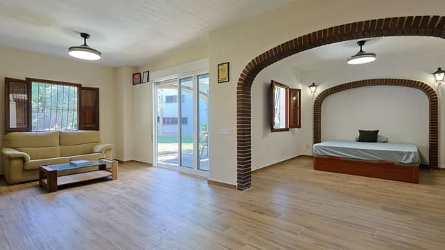 4 slaapkamer Villa te koop in Muchamiel / Mutxamel met zwembad garage - € 600.000 (Ref: 9652038)