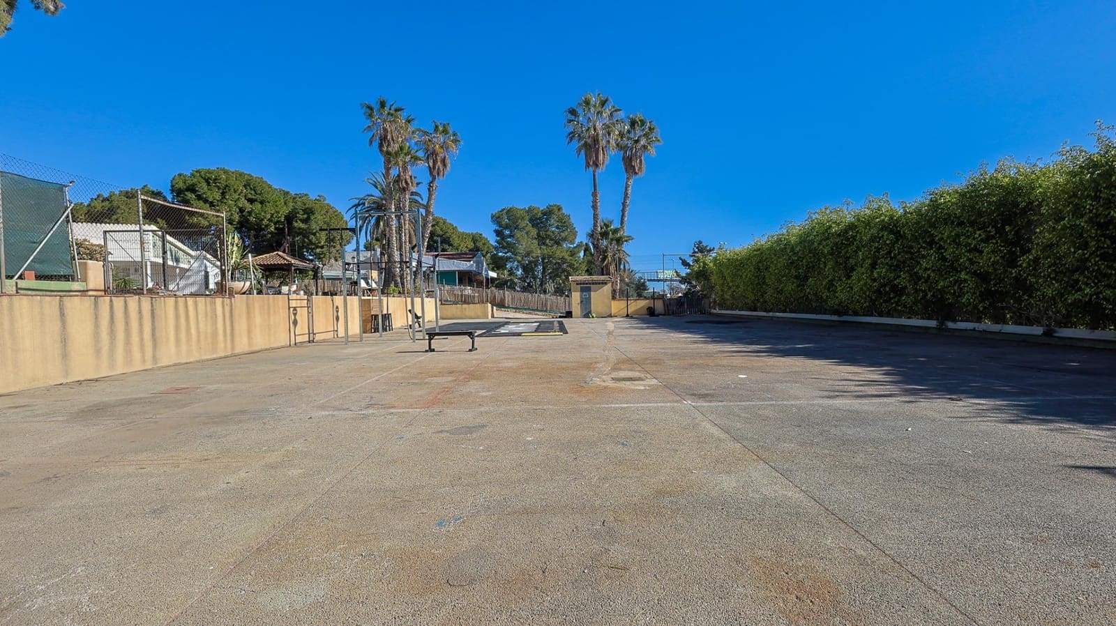 4 slaapkamer Villa te koop in Muchamiel / Mutxamel met zwembad garage - € 600.000 (Ref: 9652038)