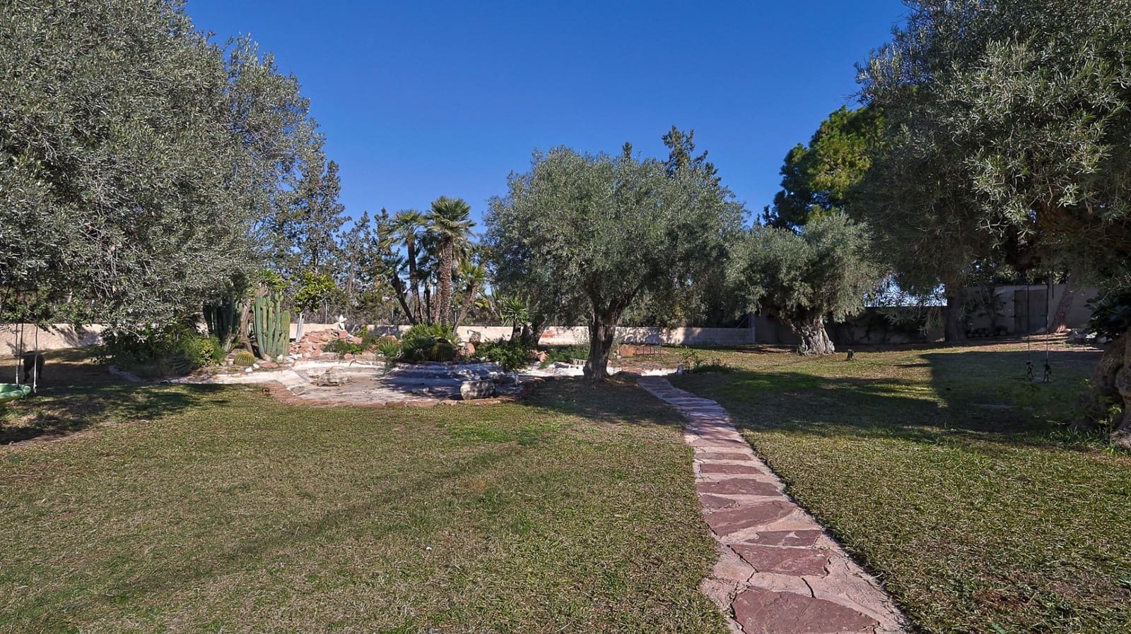 4 slaapkamer Villa te koop in Muchamiel / Mutxamel met zwembad garage - € 600.000 (Ref: 9652038)