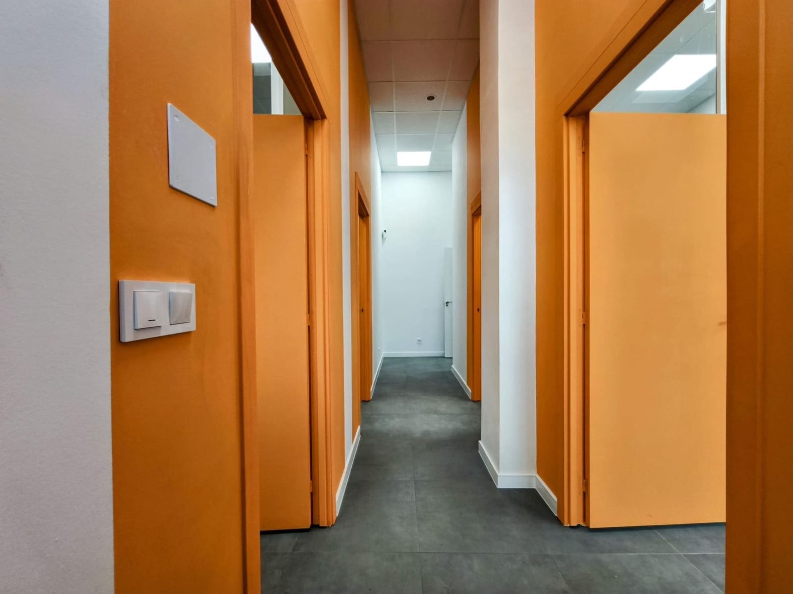 Büro zu vermieten in Alicante / Alacant Stadt - 3.800 € (Ref: 9656138)